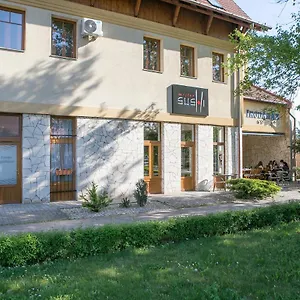 Apartman Forrás, Eger